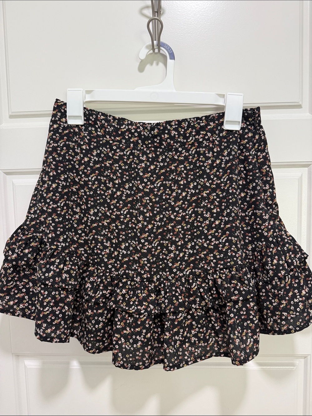 Papaya Black Floral Ruffle Mini Skirt